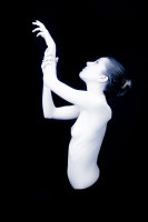Pale III by Claudio Ahlers-1